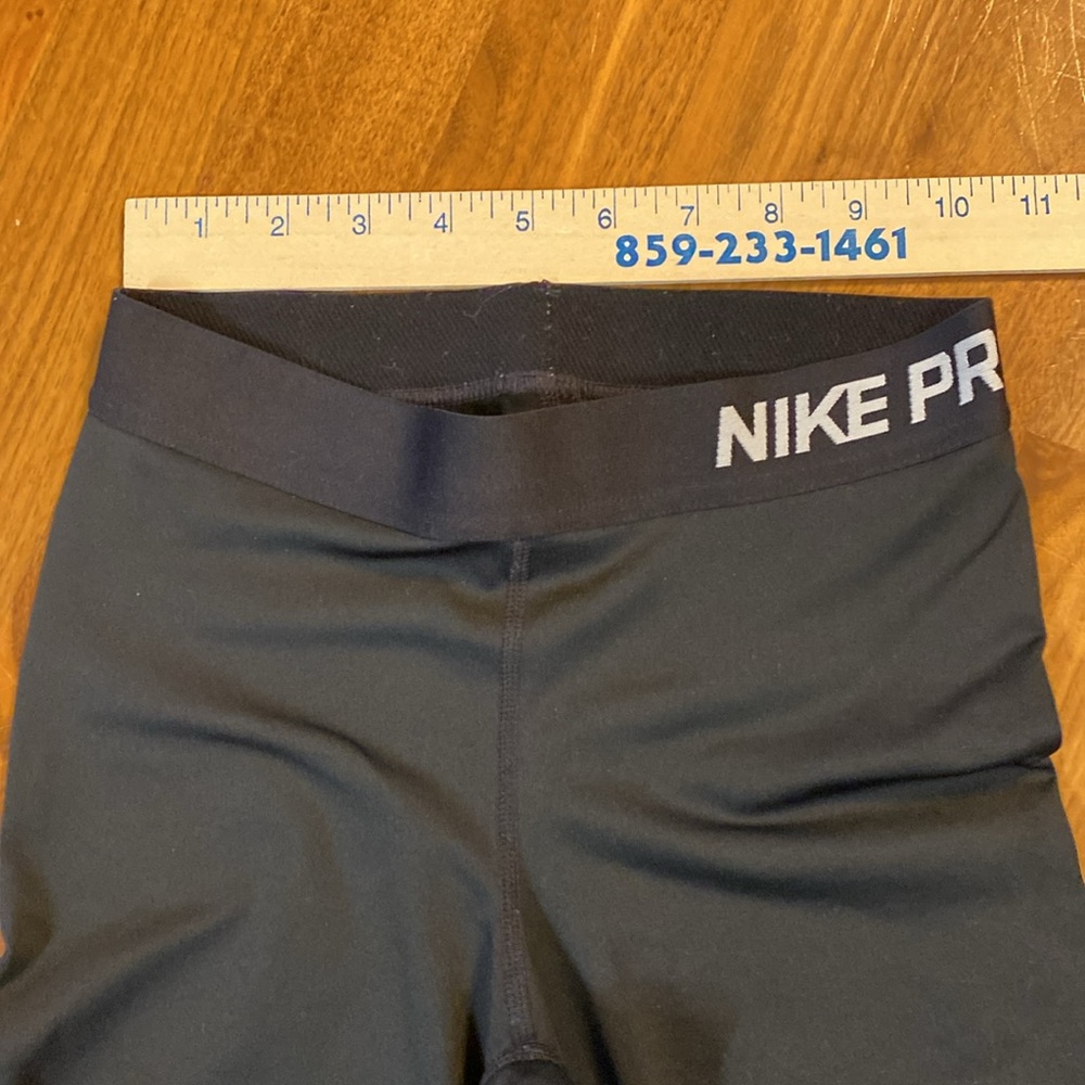 Nike dry fit extra small midcalf link work out leggings - Picture 2 of 4